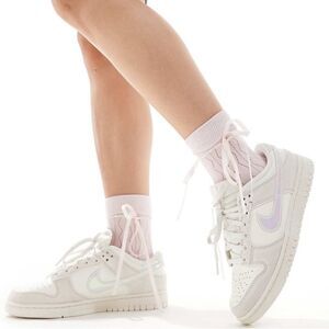 Nike Dunk Low Top White Women's Sneakers(Size 7.5)